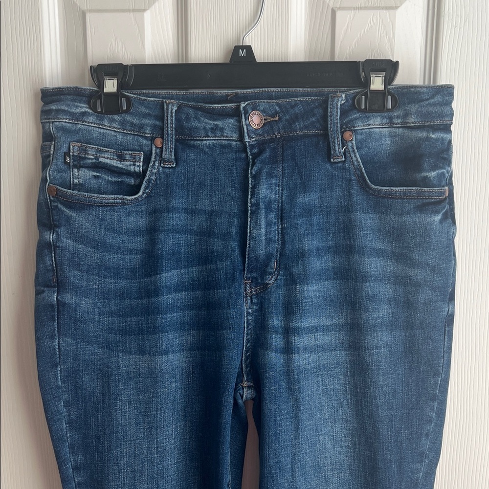 Judy Blue Dark Wash Flare Jeans - Picture 4 of 8